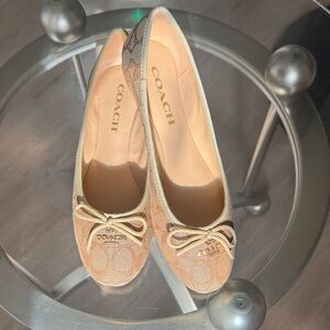 Coach Women's Tan and Brown Loafers